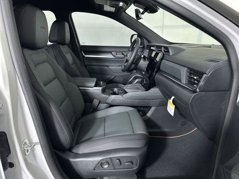 New 2026 GMC Terrain AT4 w/ Convenience Package III AWD/4WD image 29