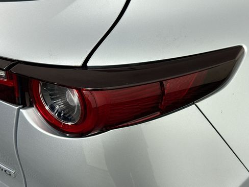 Used 2021 MAZDA CX-30 FWD 2.5 S w/ Select Package image 32