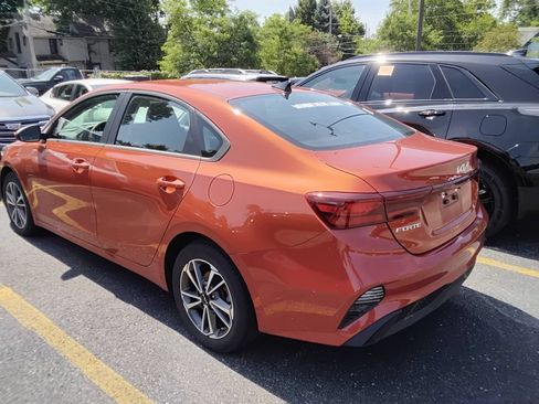 Used 2023 Kia Forte LXS FWD image 6