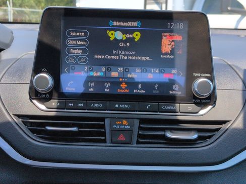 Used 2025 Nissan Altima 2.5 S FWD image 23