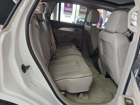 Used 2014 Lincoln MKX AWD w/ Equipment Group 102A image 18