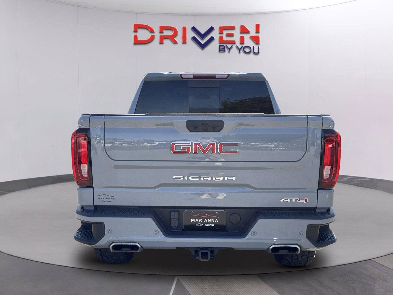 Used 2024 GMC Sierra 1500 AT4 w/ AT4 Preferred Package AWD/4WD image 5