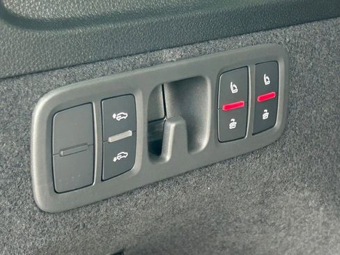 New 2026 Audi SQ7 Premium Plus image 73