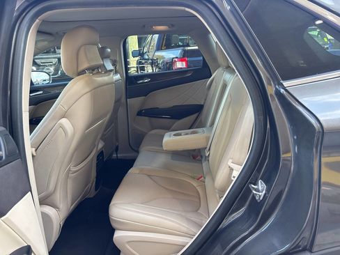 Used 2019 Lincoln MKC Reserve image 15