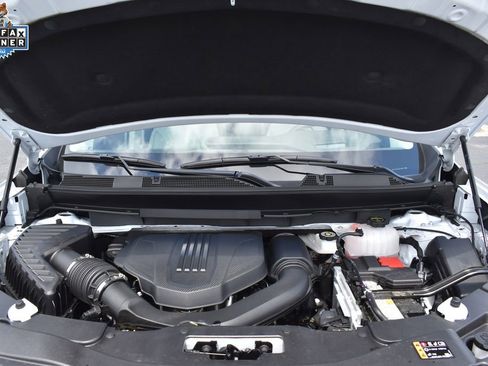 Used 2026 GMC Acadia Denali w/ Super Cruise Package FWD image 11