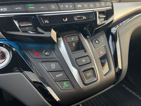 Certified 2025 Honda Odyssey Touring image 12