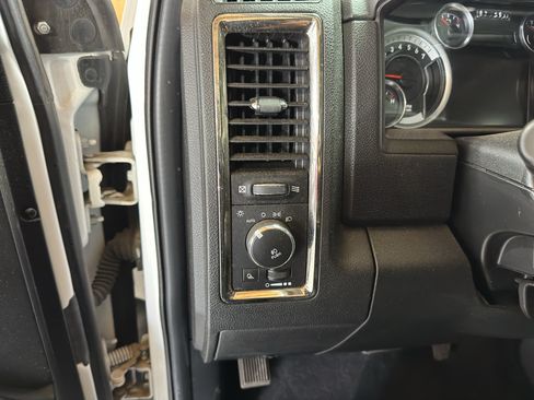 Used 2015 RAM 1500 Sport w/ Sport Premium Group AWD/4WD image 15