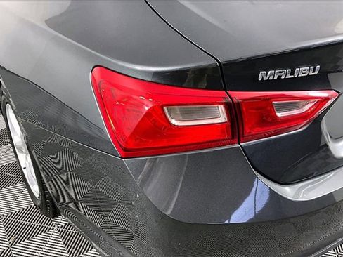 Used 2017 Chevrolet Malibu LS w/ LPO, Convenience Package 2 image 21