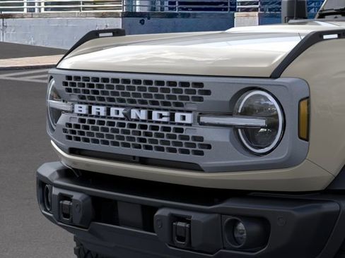 New 2026 Ford Bronco Badlands AWD/4WD image 19