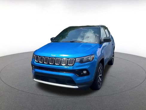 Used 2025 Jeep Compass Limited AWD/4WD image 6