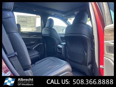 New 2026 Jeep Grand Cherokee L Limited AWD/4WD image 14