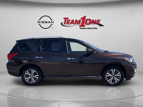 Used 2019 Nissan Pathfinder SL image 13