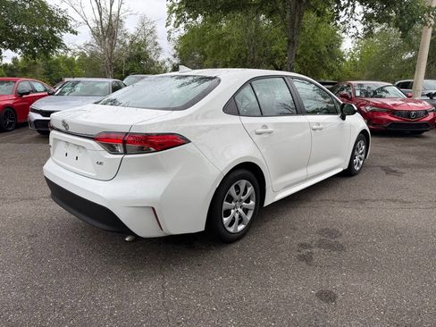 Used 2024 Toyota Corolla LE image 5