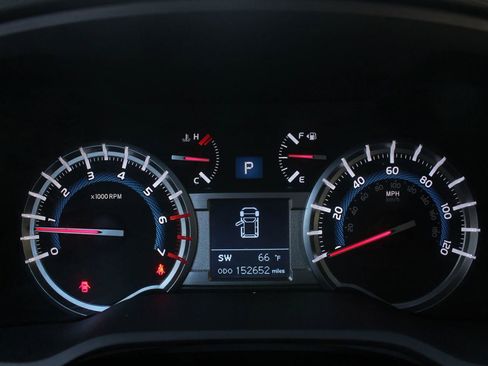 Used 2018 Toyota 4Runner Limited image 31