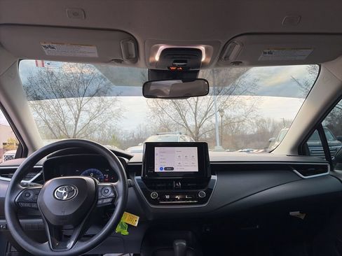 Used 2026 Toyota Corolla LE FWD image 28