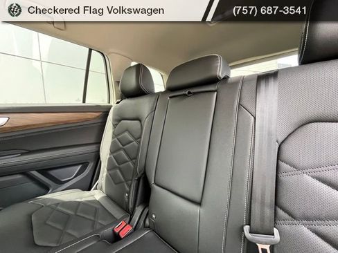 New 2026 Volkswagen Atlas SE image 48