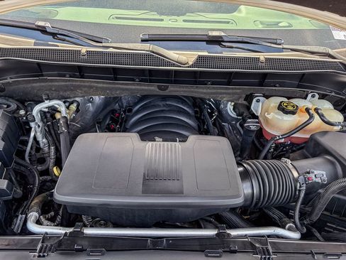 Used 2021 Chevrolet Tahoe Z71 image 55