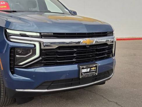 Certified 2025 Chevrolet Suburban LS RWD image 8