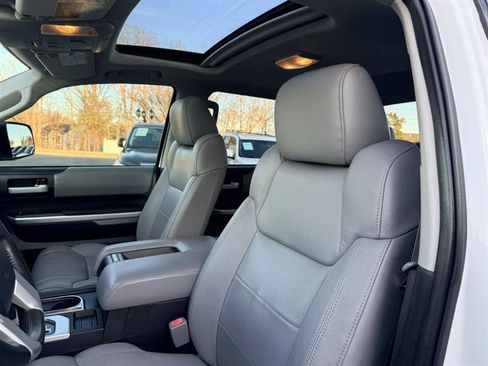 Used 2014 Toyota Tundra Limited image 26
