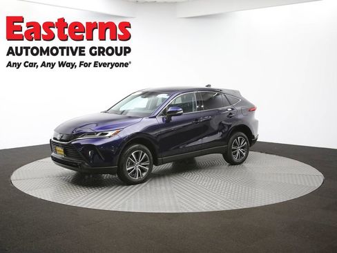 Used 2024 Toyota Venza LE image 98