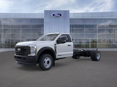 New 2025 Ford F550 XL image 1