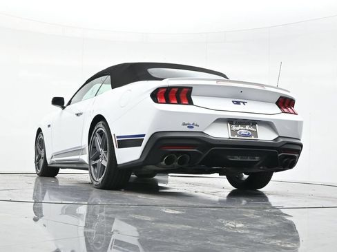 Used 2025 Ford Mustang GT Premium RWD image 43