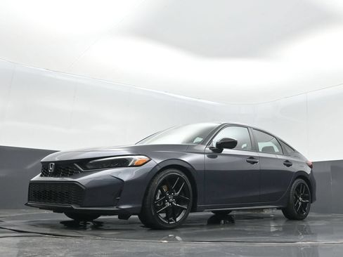 Used 2025 Honda Civic Sport image 13