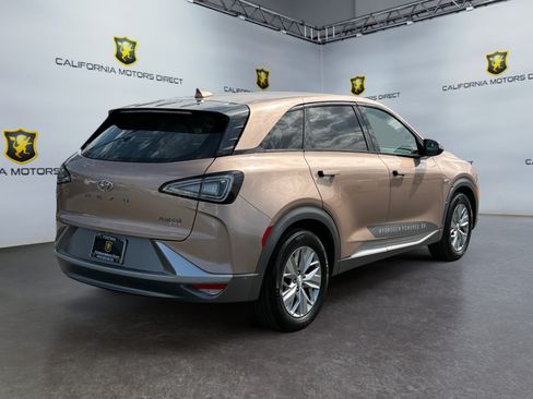Used 2022 Hyundai Nexo Blue FWD image 5