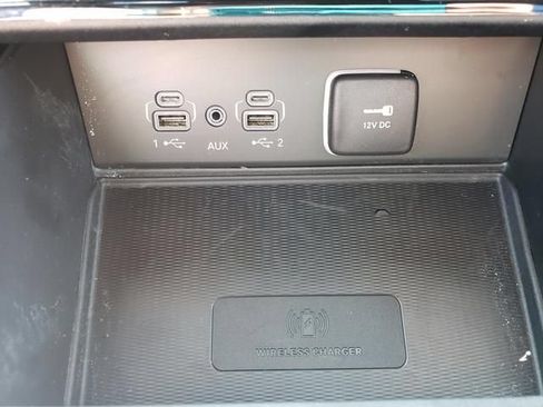 Used 2025 Jeep Grand Cherokee Altitude AWD/4WD image 20