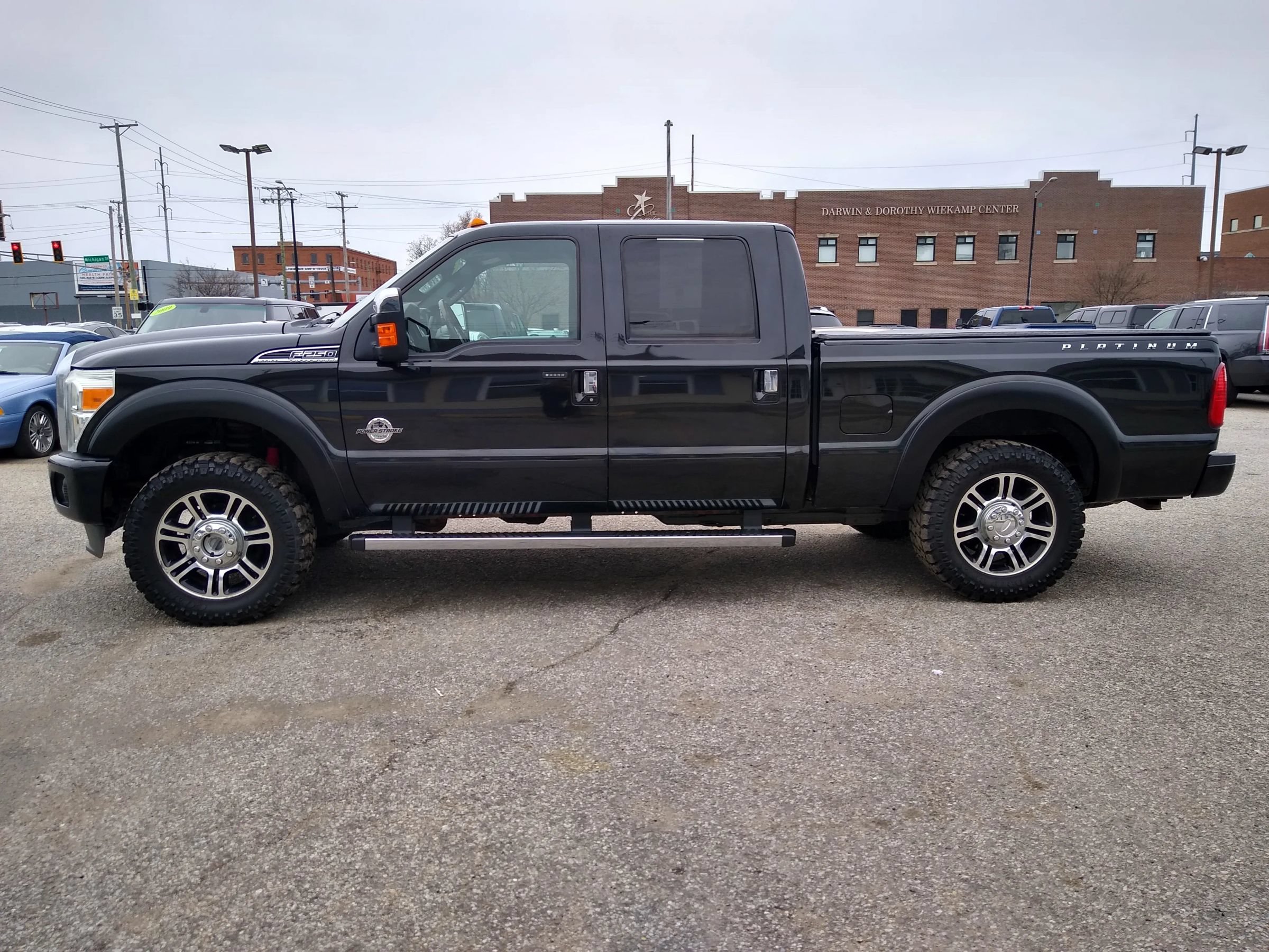 Used 2013 Ford F250 Platinum w/ FX4 Off Road Pkg AWD/4WD image 7