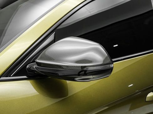 Used 2023 Lamborghini Urus Performante AWD/4WD image 49