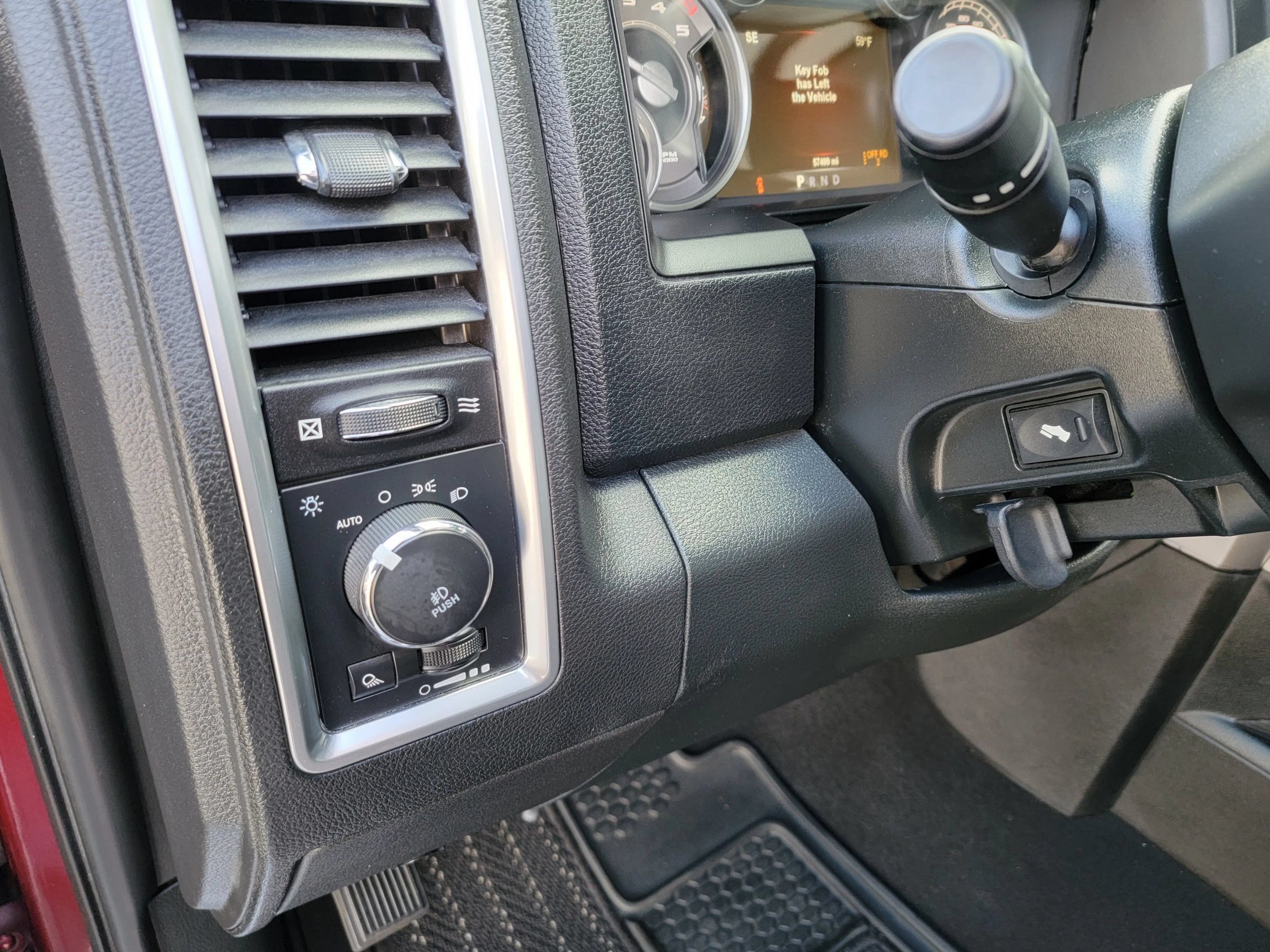 Used 2018 RAM 1500 Limited AWD/4WD image 24