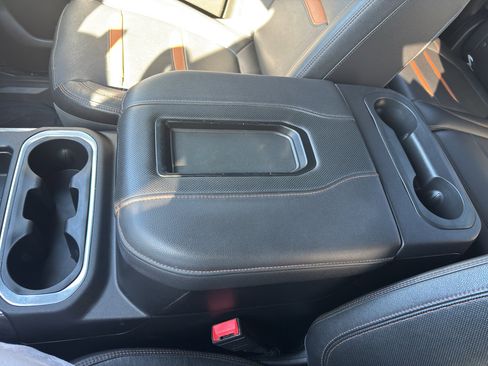 Used 2019 GMC Sierra 1500 AT4 w/ AT4 Premium Package image 25