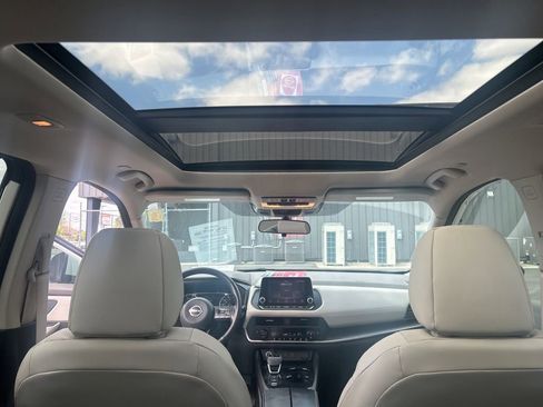 Certified 2023 Nissan Rogue SV w/ SV Premium B Package image 27