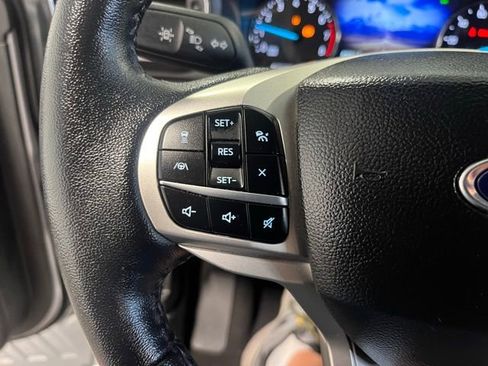 Used 2023 Ford Explorer Limited w/ Equipment Group 301A image 26