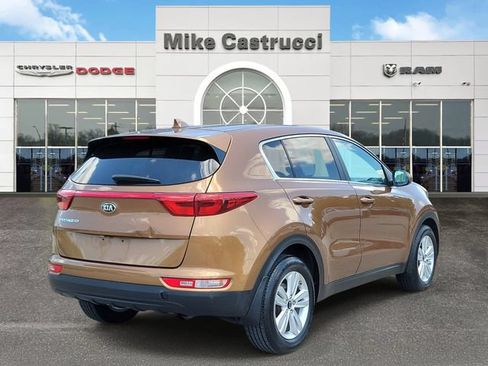 Used 2019 Kia Sportage LX FWD image 4
