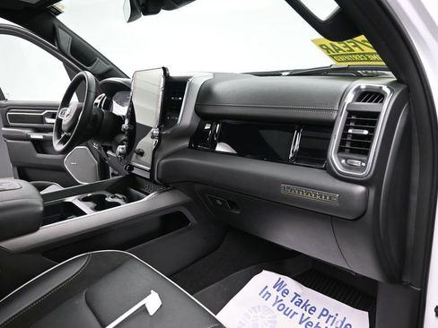 Used 2025 RAM 1500 Laramie w/ Night Edition AWD/4WD image 32