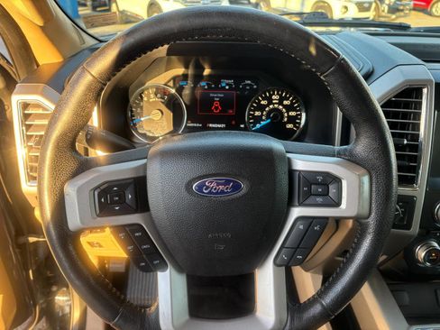 Used 2015 Ford F150 Lariat w/ Equipment Group 502A Luxury image 15