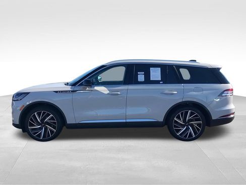 Used 2025 Lincoln Aviator Reserve w/ Equipment Group 201A AWD/4WD image 5