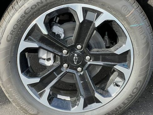 New 2026 Chevrolet Equinox LT image 8