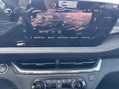 New 2026 Buick Envista Preferred w/ Convenience II Package image 16