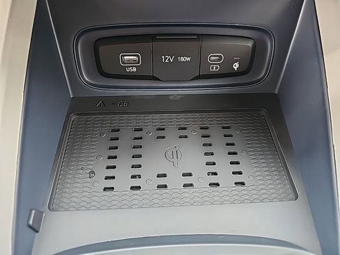 New 2026 Hyundai Venue SEL FWD image 20
