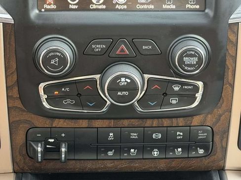 Used 2015 RAM 3500 Laramie Longhorn w/ Convenience Group AWD/4WD image 14