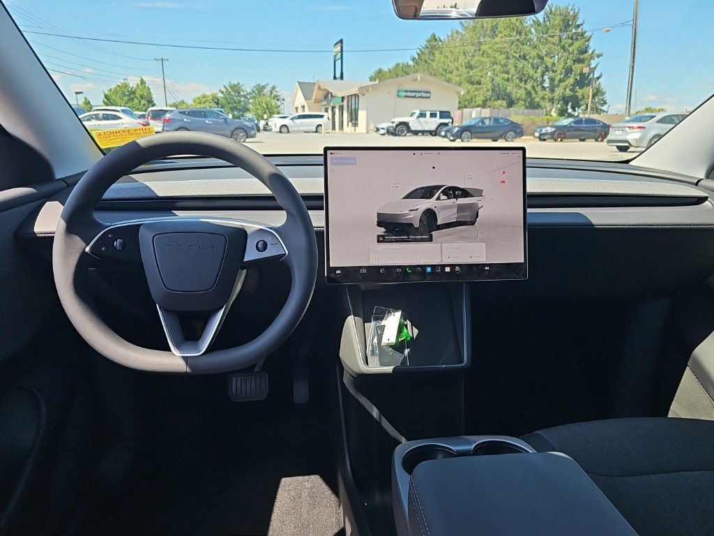 Used 2026 Tesla Model Y Long Range AWD/4WD image 2