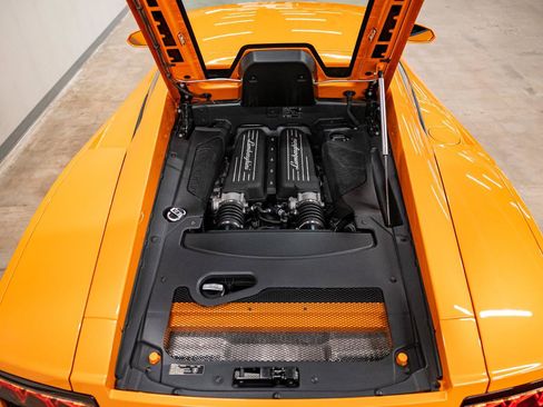 Used 2012 Lamborghini Gallardo LP 550-2 Bicolore RWD image 18