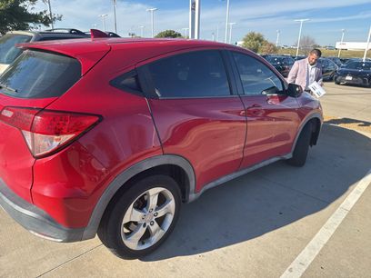 Used 2016 Honda HR-V LX