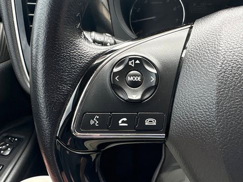 Used 2016 Mitsubishi Outlander SE AWD/4WD image 17