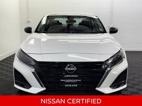 Certified 2025 Nissan Altima 2.5 SV FWD image 9