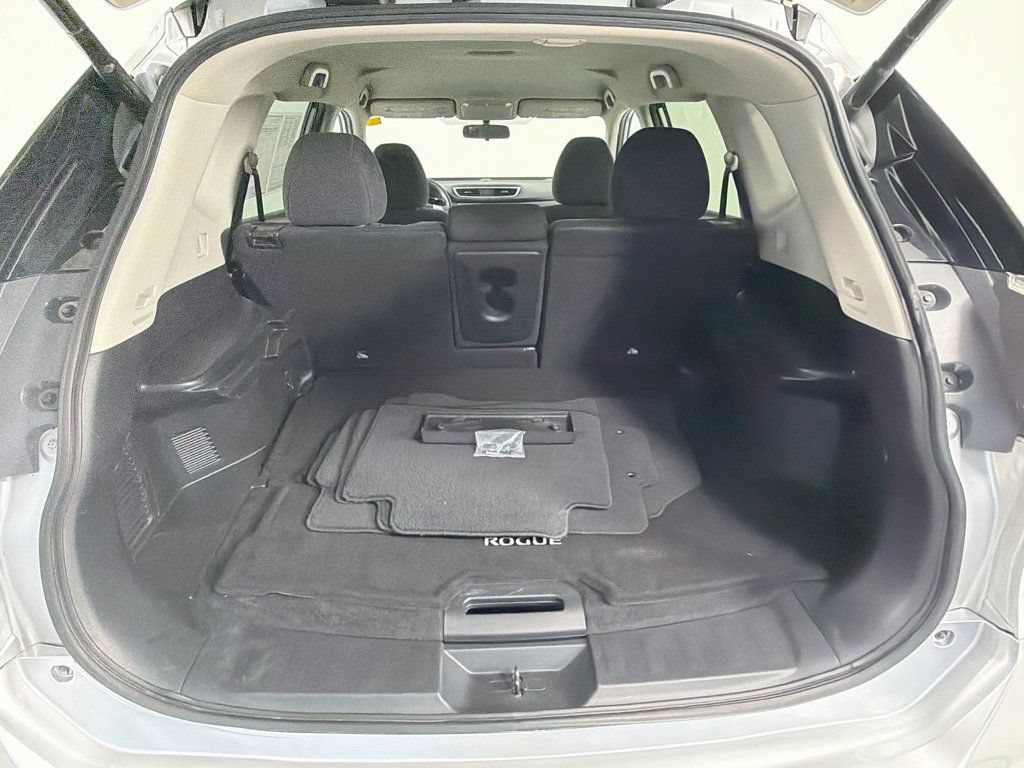 Used 2015 Nissan Rogue SV w/ SV Premium Package AWD/4WD image 23
