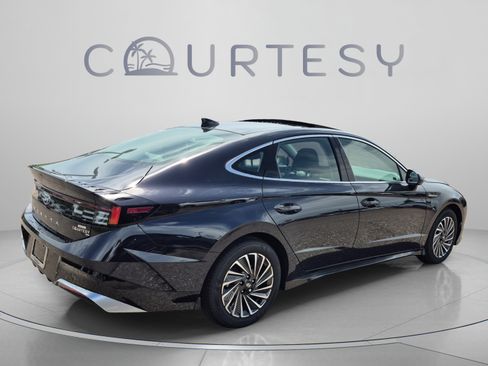 New 2026 Hyundai Sonata SEL FWD image 5